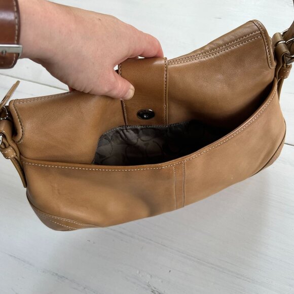 Coach Tan Leather Shoulder Bag - Picture 10 of 16